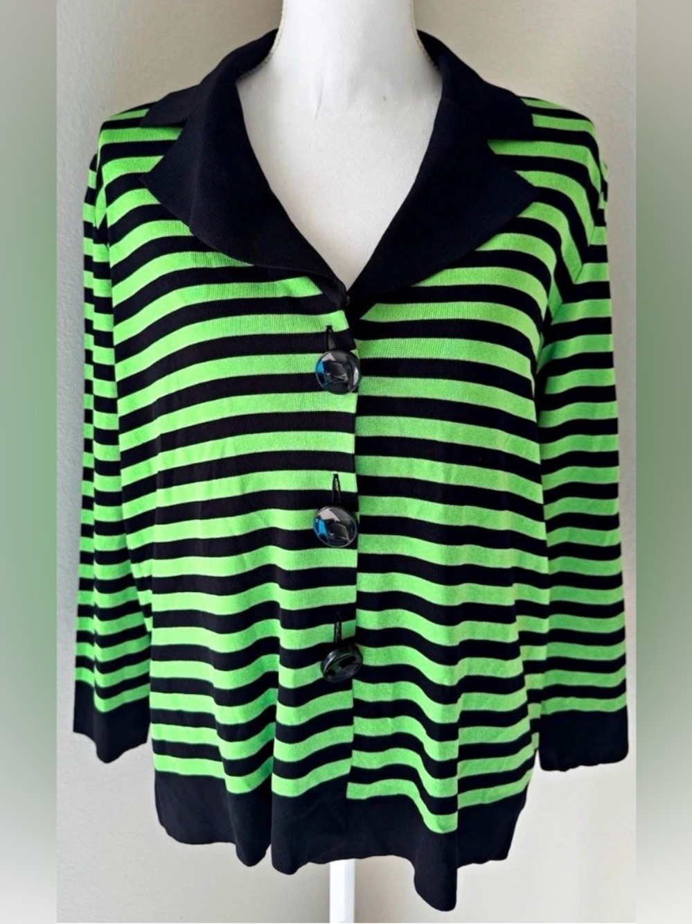 Exclusively misook Striped Button-Front Collared Knit Cardigan Sweater medium